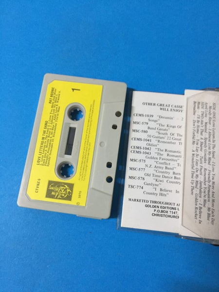 Pat Boone: Love Letters In The Sand (Cassette) Carousel 3