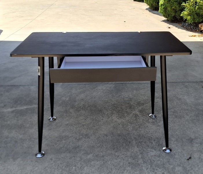 Student Desk Carousel 2