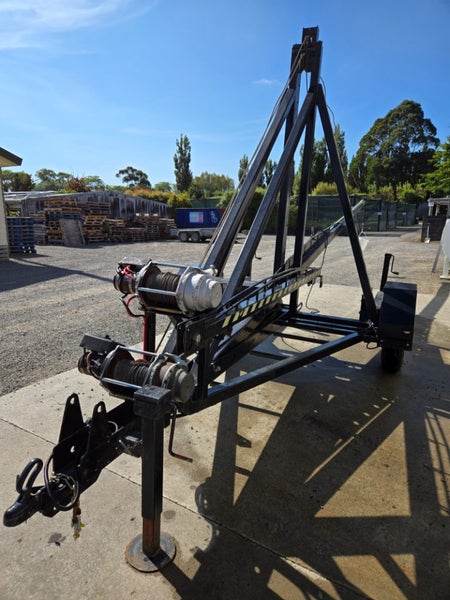 Heavy Duty Crane/Winch Trailer Carousel 1