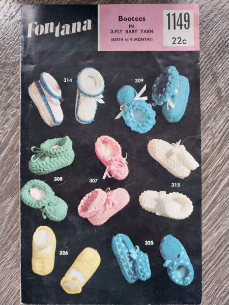 Fontana Bootees 3-ply Baby Yarn (9 months) Carousel 1