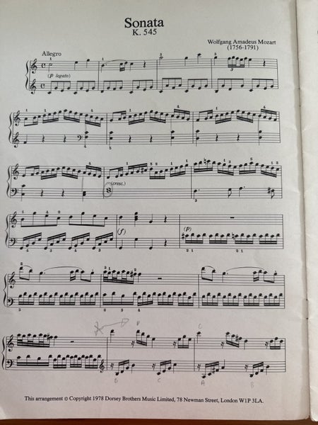 Mozart: Sonata K 545 Piano Music Carousel 2