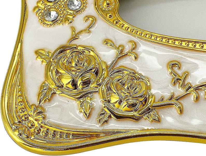 Golden Plastic Facial Tissue Box Cover - Elegant Holder for Bathroom, Bedroom, o Carousel 5