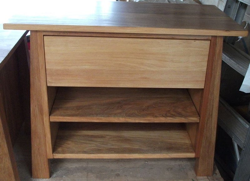 Rimu TV / Stereo Cabinet Carousel 1