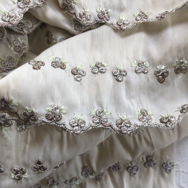 Vintage Embroidered Floral Trim Sewing Crafts Haberdashery Carousel 11