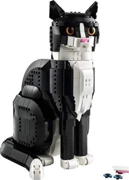 Lego Ideas Tuxedo Cat 21349 Carousel 2