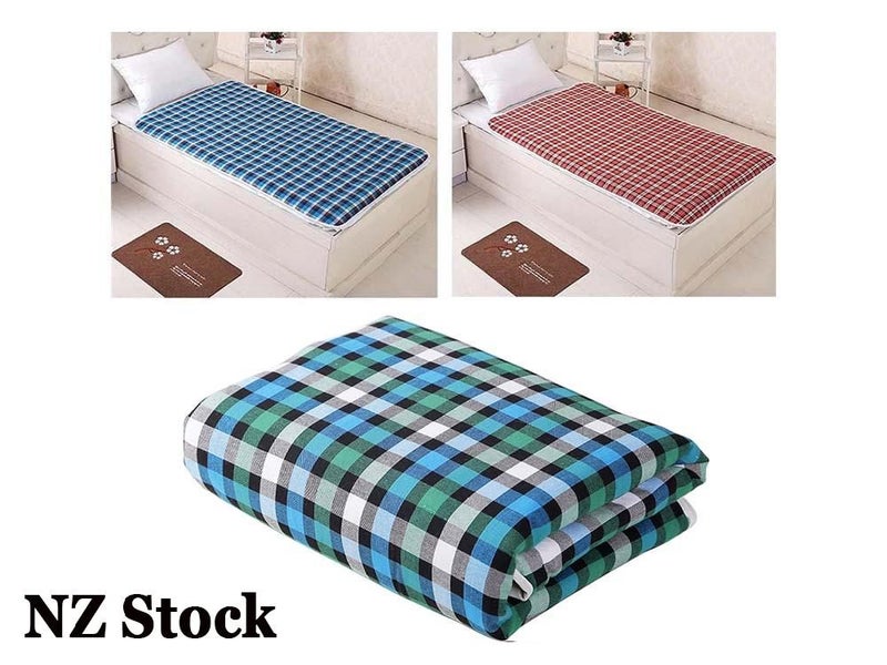 Large Waterproof Urine Mat Urine Pad Nursing Mat - New Carousel 1