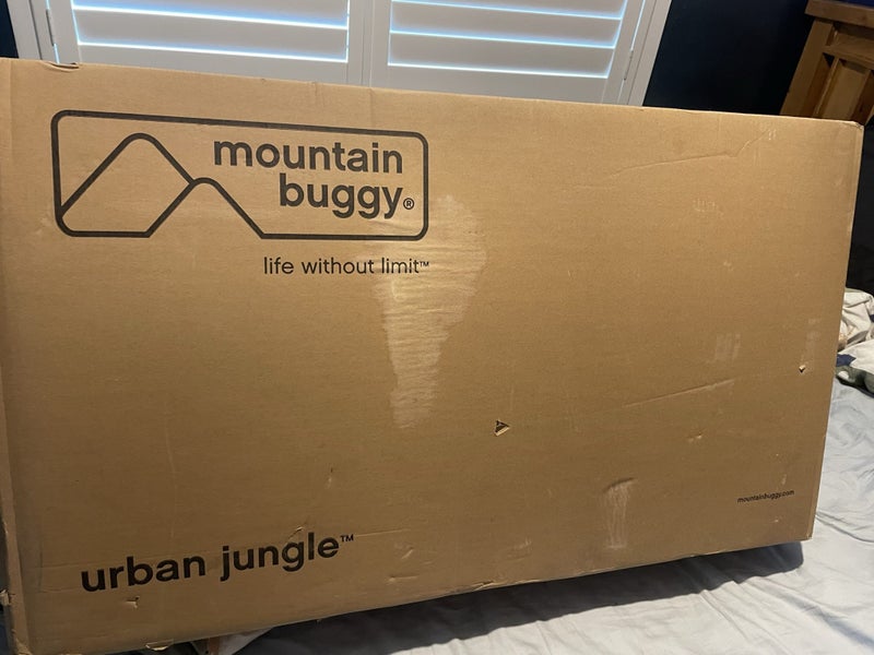 Mountain Buggy Pram and Carrycot - NEW Carousel 1