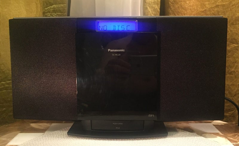 Panasonic SC-HC20 COMPACT STEREO SYSTEM: CD Player, MP3, iPod, as NEW CONDITION Carousel 2
