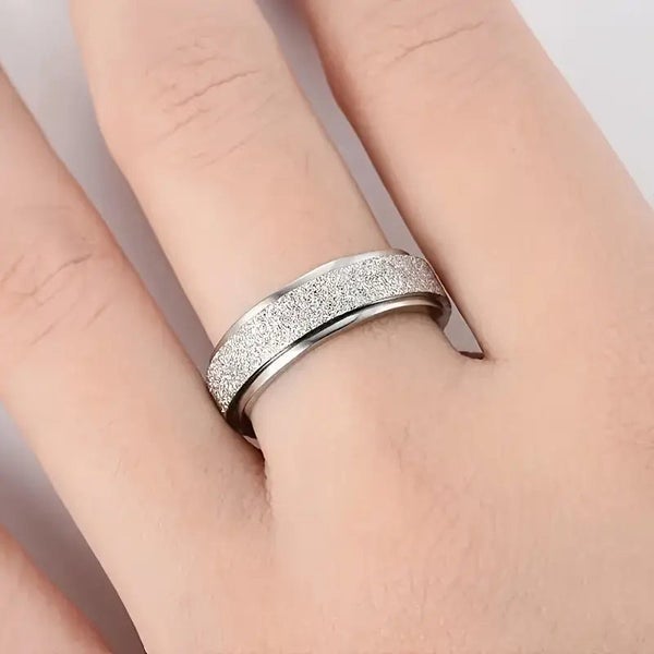 Silver Shiny Rotating Ring Carousel 1