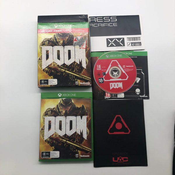 Doom Xbox One UAC Pack Collector's Edition Carousel 1