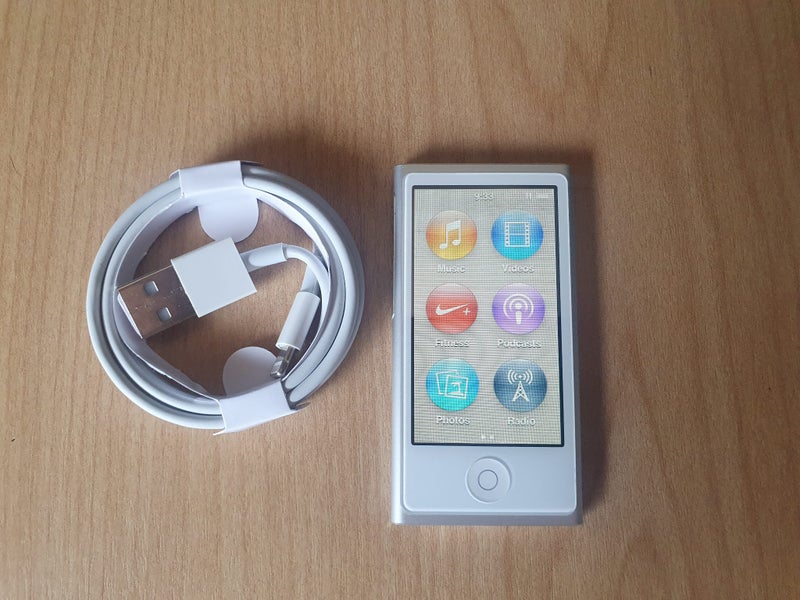 iPod Nano 7th Gen 16gb Carousel 1