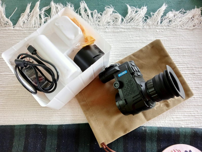 Pard NV007S clip-on Night Vision Carousel 4