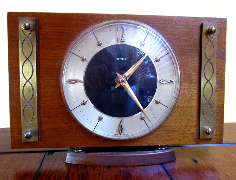 *** LOVELY VINTAGE MANTEL CLOCK MADE IN ENGLAND *** Carousel 1