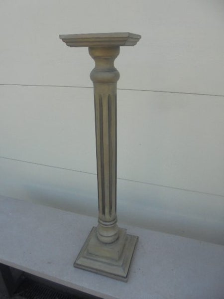 +-+-RUSTIC SOLID WOOD ARCHITECTURAL COLUMN STAND-+-+ Carousel 1