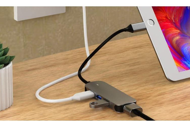 ICB Multi-port 4-in-1 USB Hub Carousel 1