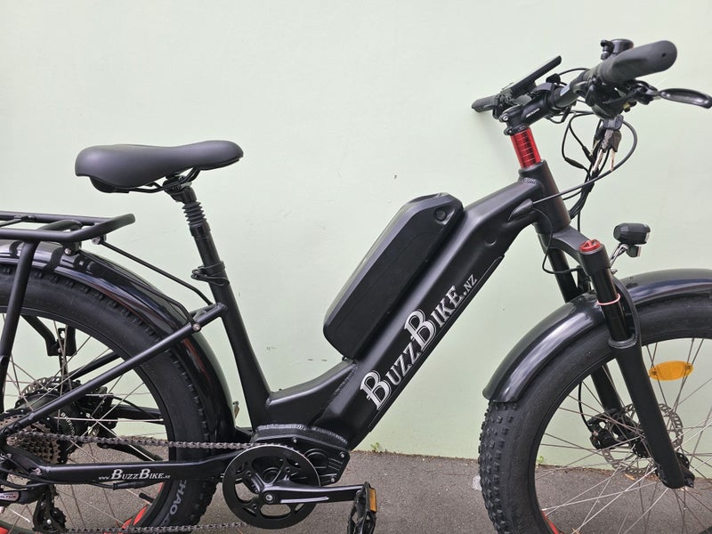 BuzzBike Witch -Double battery - $1 reserve Carousel 1