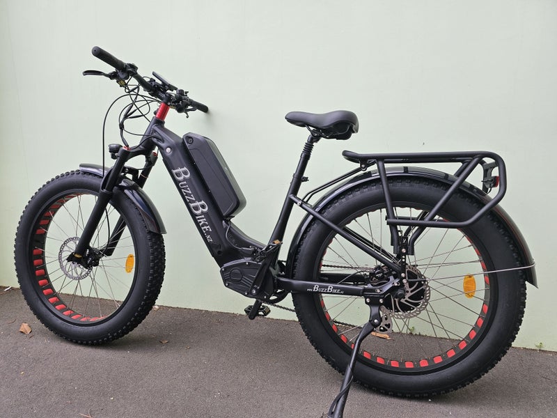 BuzzBike Witch -Double battery - $1 reserve Carousel 11