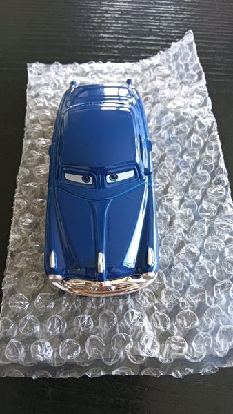 New Disney Kids Toy Diecast Doc Hudson car Carousel 1