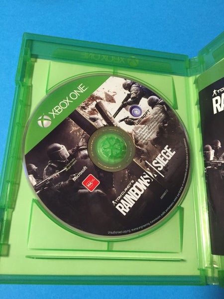 Rainbow Six Siege (Gold Edition) (Xbox One) Carousel 3