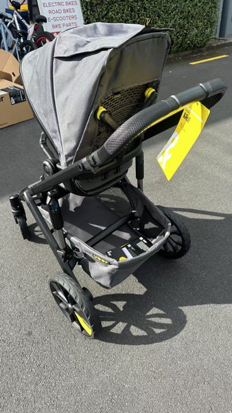VEER pram, switch&roll luxe bundle, one frame+one seat62984191852546114