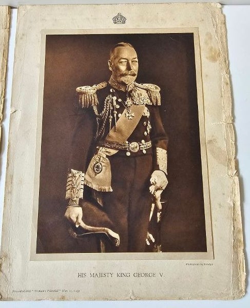 11th May 1935. Presented with "Woman's Pictorial". Queen Mary & King George V. Carousel 3