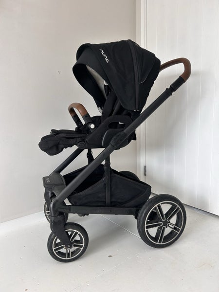 Nuna Mixx Next RRP $1399 Carousel 2