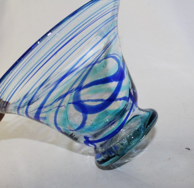 +++ HAND BLOWN - ART GLASS PIECE +++ Carousel 2
