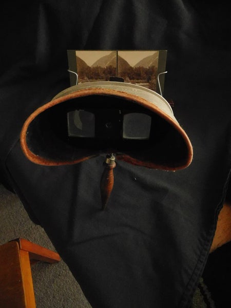 ANTIQUE STEREOSCOPE Carousel 4