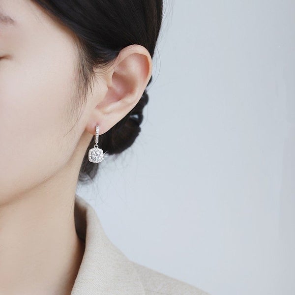 Sale: 2ct Moissanite Earrings Halo Setting S925 Silver Platinum Plated Carousel 4