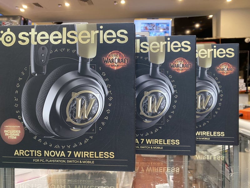 SteelSeries Arctis Nova 7 Wireless Gaming Headset PC, Mac, PlayStation 4/5, Swit Carousel 9