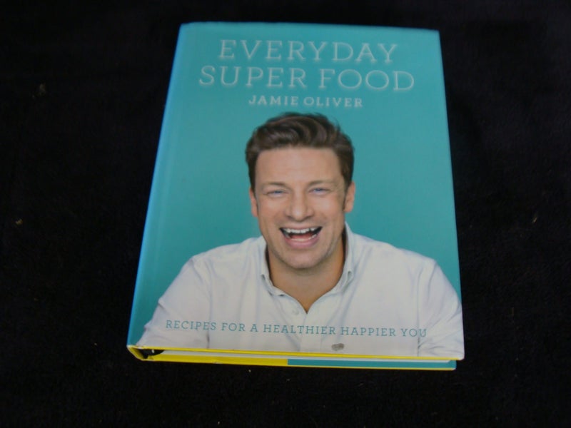 EVERYDAY SUPER FOOD Jamie Oliver Carousel 1