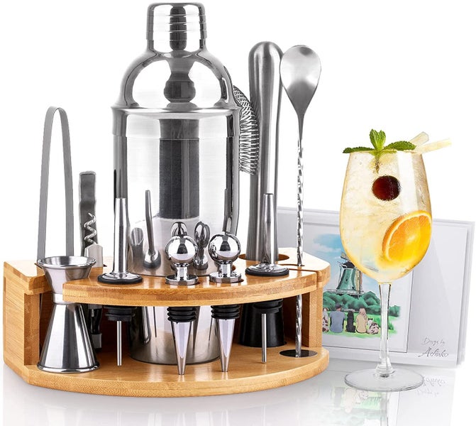 Cocktail Shaker Set Carousel 1