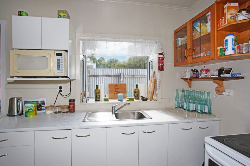 Image 2 of 12