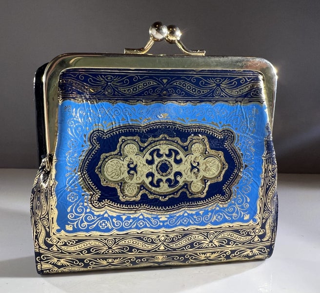 Vintage 1960s Italian 'Fiocchi' Leather Purse/Wallet Carousel 1