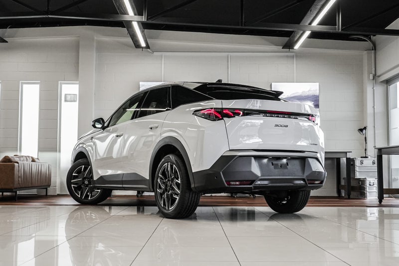 2025 Peugeot 3008 GT Hybrid Safe Premium Eco Fa...62867853260546111
