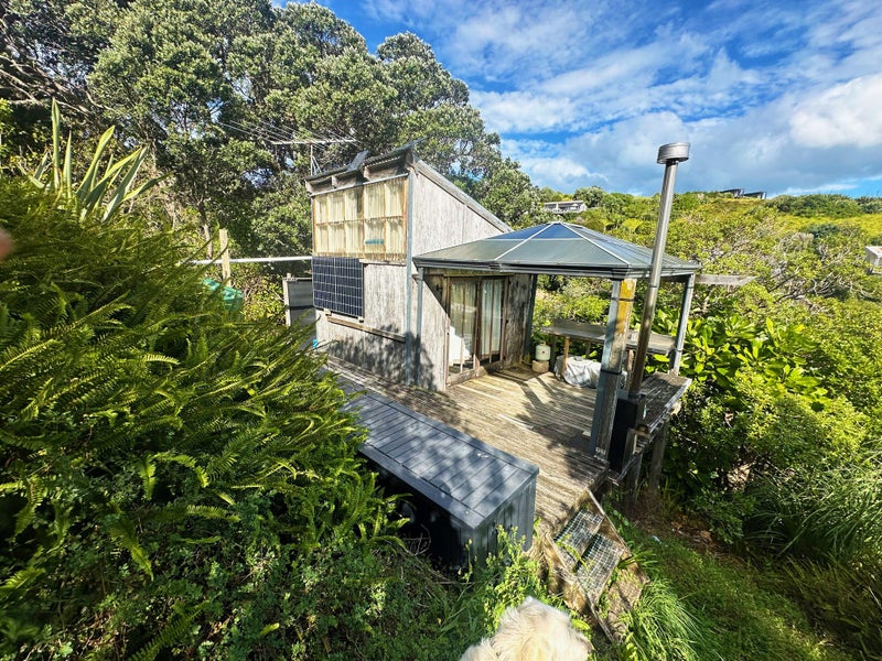Image 2 of 20