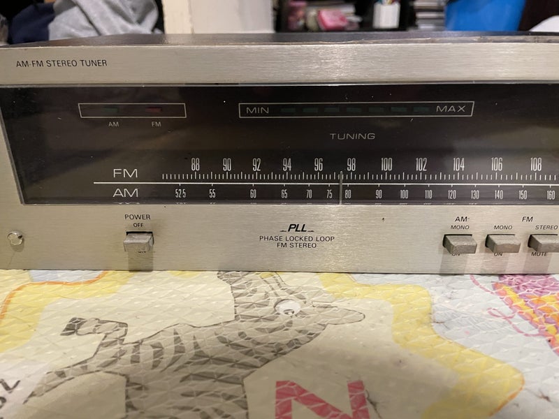 Fountain SX 3030 Analogue Tuner Carousel 1