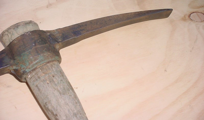Railway Style Pick Axe Carousel 4