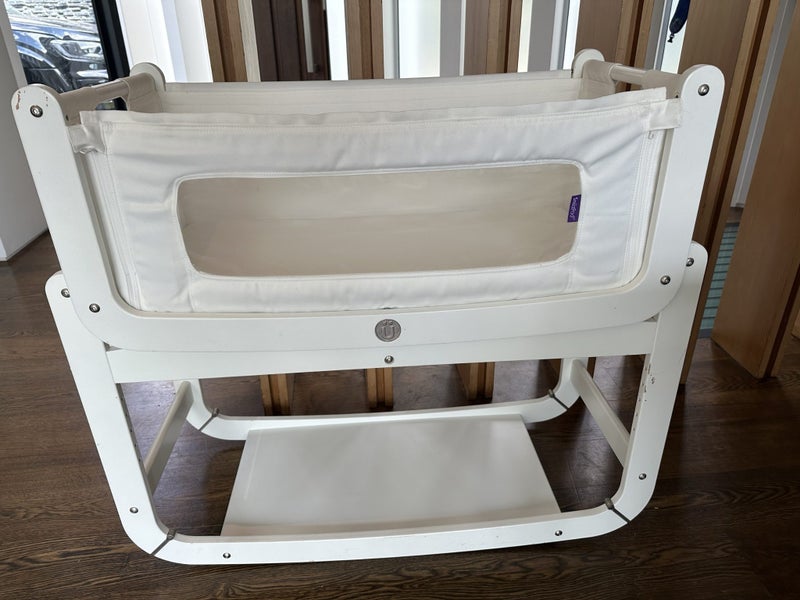 Snuz pod cot Carousel 1