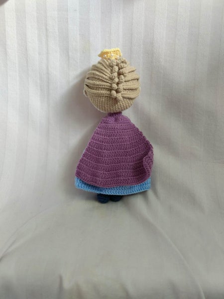 Handmade Crochet Elsa Princess Doll with Milk Cotton Yarn Carousel 7