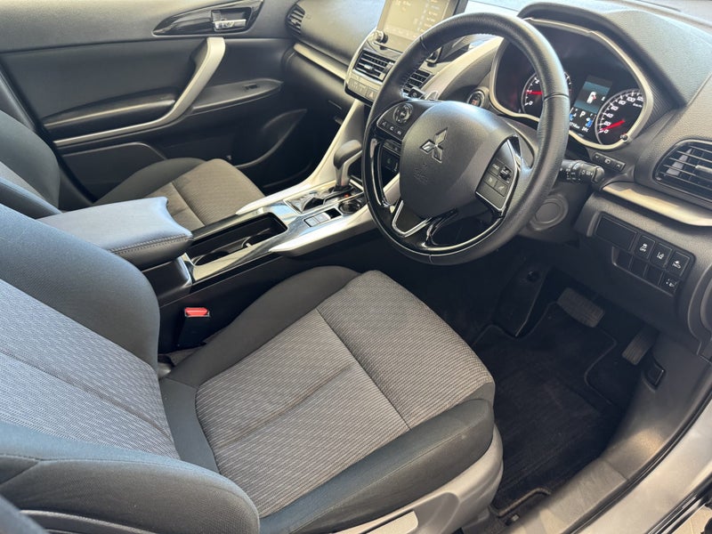 2022 Mitsubishi Eclipse Cross XLS 1.562864749615234111
