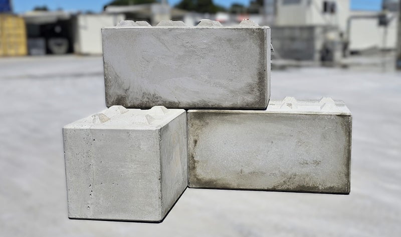 1.6m MEGA Interlocking Concrete Blocks Carousel 1
