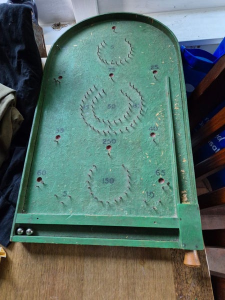 Vintage pinball game Carousel 1