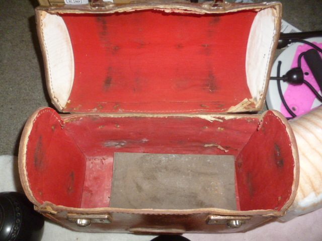 Henselite Black Bowls X4 Size 3 Super Grip Comes In Brown Leather Case Carousel 2