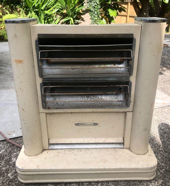 Art Deco electric heater Carousel 1