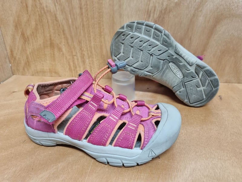 KEEN Newport H2 Hiking Sandals Water Shoes Girls US 1 - Great Condition Carousel 2