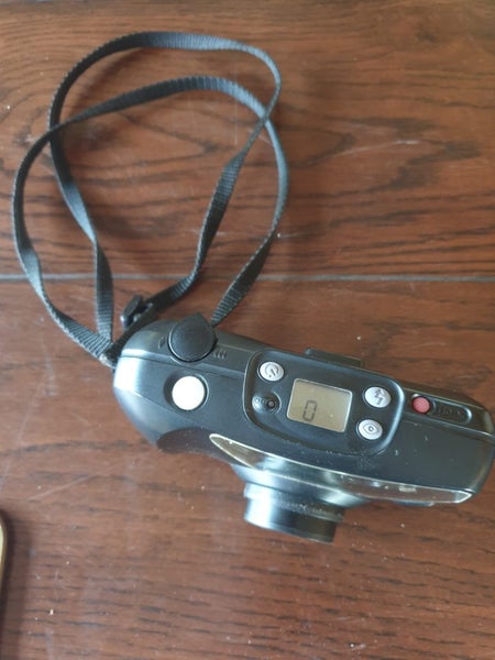 Pentax ESPIO 738 35mm camera Make an offer! Carousel 2