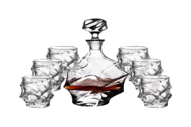 M13679 Whisky Decanter Set with 6 Glasses Carousel 1