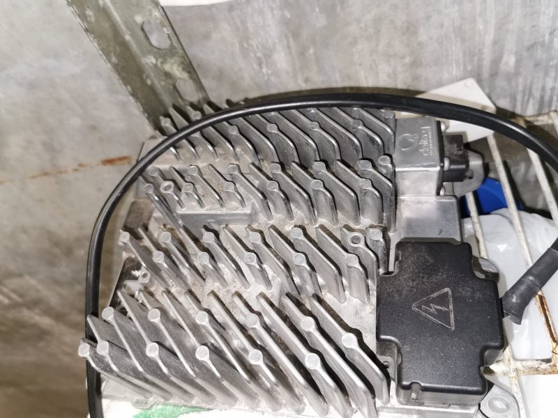PRICE REDUCE! Karcher scrubber machine Carousel 2