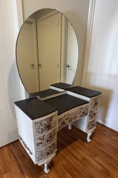 Dresser Carousel 2